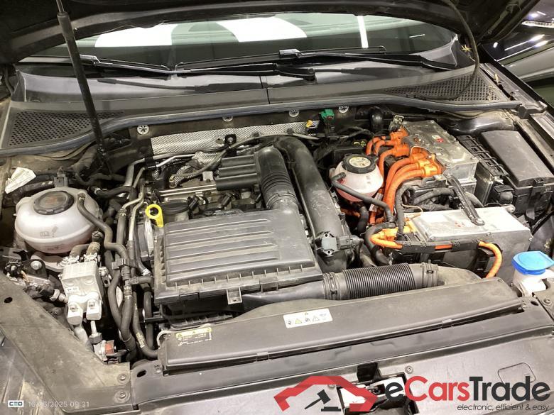 VOLKSWAGEN PASSAT VARIANT GTE - 2020 1.4 TSI PHEV GTE Business DSG #6
