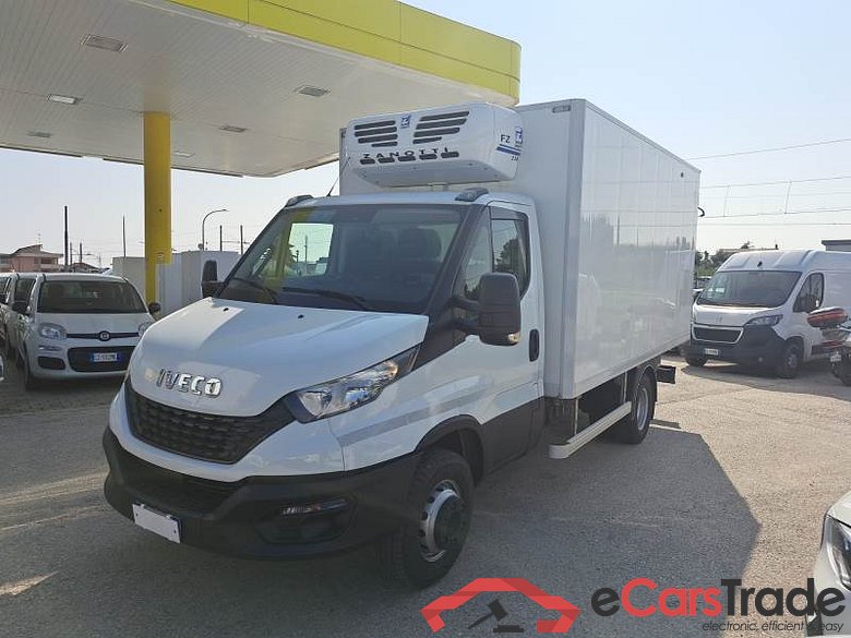 Iveco 68 IVECO DAILY / 2019 / 2P / CABINATO 60C18H 3750 QUAD-TOR RG