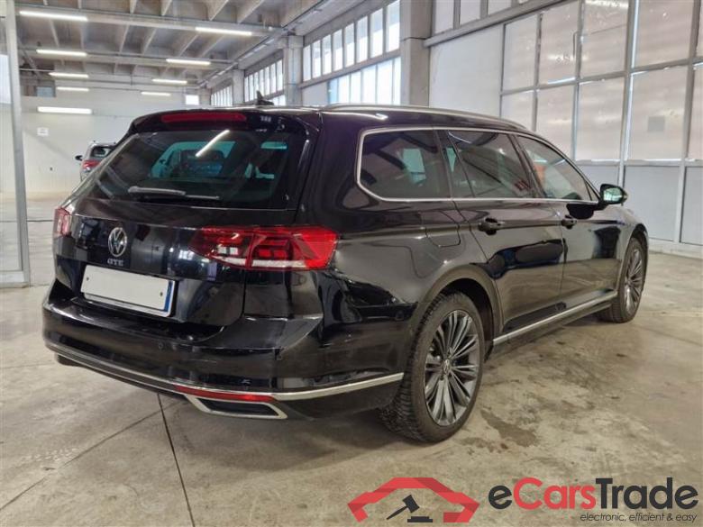 Volkswagen 14 VOLKSWAGEN PASSAT / 2019 / 5P / STATION WAGON VAR. 1.4 PLUG IN HYBRID GTE DSG #2