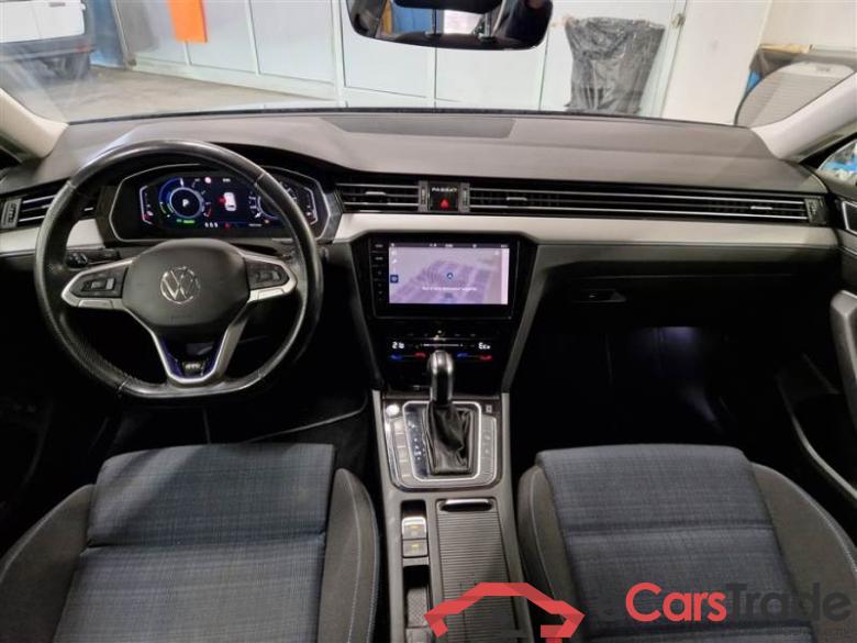 Volkswagen 14 VOLKSWAGEN PASSAT / 2019 / 5P / STATION WAGON VAR. 1.4 PLUG IN HYBRID GTE DSG #3