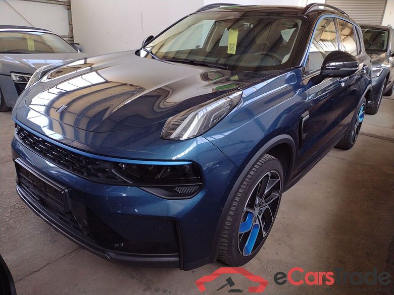 Lynk_co 1.5 TD PHEV 206 kW More 01