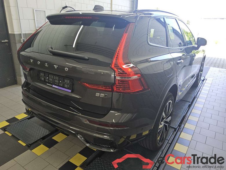 Volvo XC60 (03.2017->) DE - SUV5 B5 (Benzin) AWD EU6d, Ultra Dark Mild-Hybrid (EURO 6d), (Facelift) 202 #3