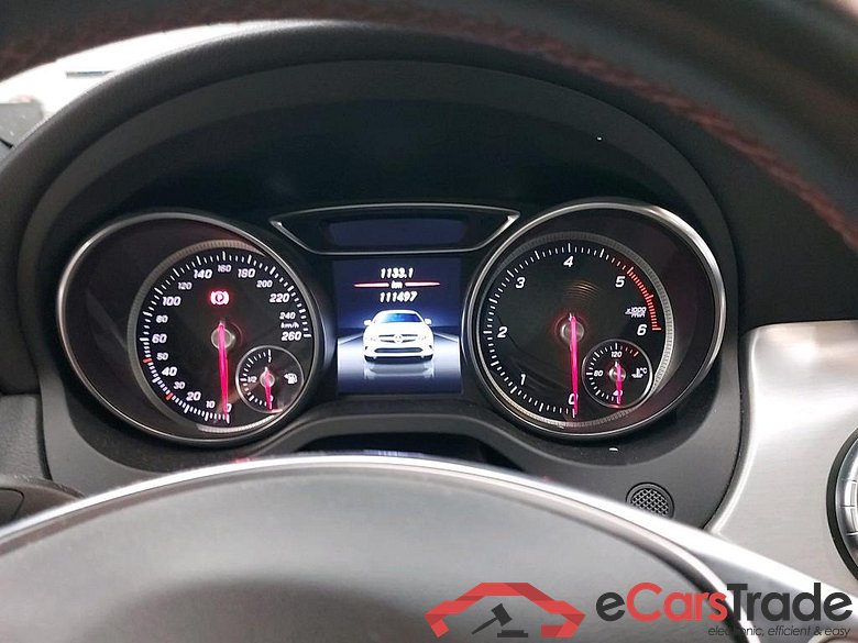 MERCEDES - MER CLA SHOOTING BRAKE 180 D AMG Line Pack Design & Professional & Pano Roof #5