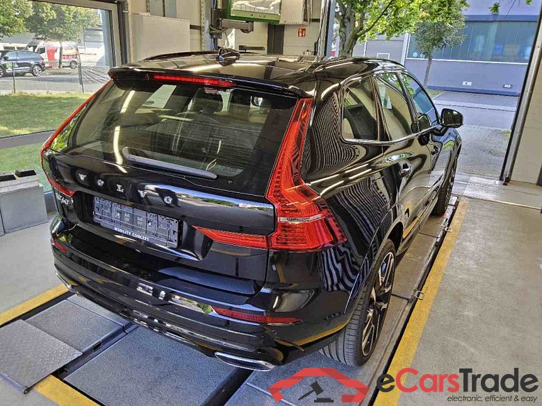 Volvo XC60 (03.2017->) DE - SUV5 B5 (Diesel) AWD EU6d, R-Design Mild-Hybrid (EURO 6d), (Facelift) 2021 #3