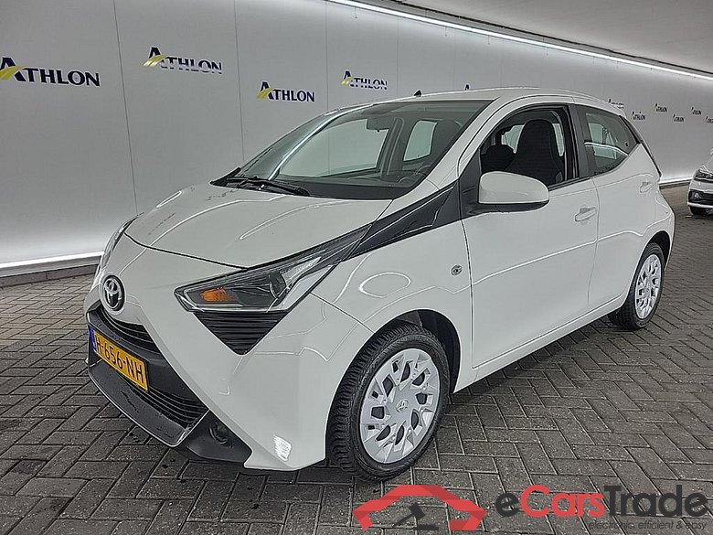 TOYOTA Aygo 1.0 VVT-i x-play 5D 53kW