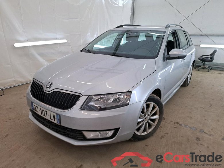 Octavia Combi Business Plus 2.0 TDI 150CV BVA6 E6 #1