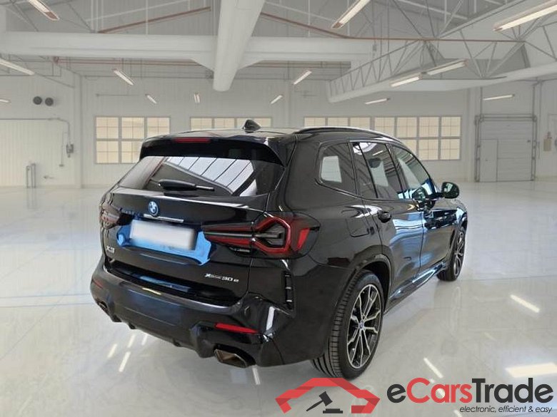 BMW X3 / 2021 / 5P / SUV XDRIVE 30E MSPORT #2