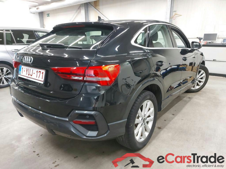 AUDI Q3 SportBack 1.5 35 TFSI Aut. LED Virtual Navi-Pro 1/2 Sport-Leather-Alcantara Camera Klima PDC ... #2