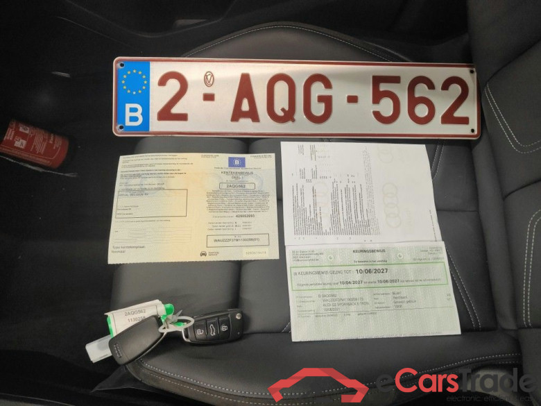 Audi Q3 Sportback 45 TFSI e S tronic S Line 5d #4