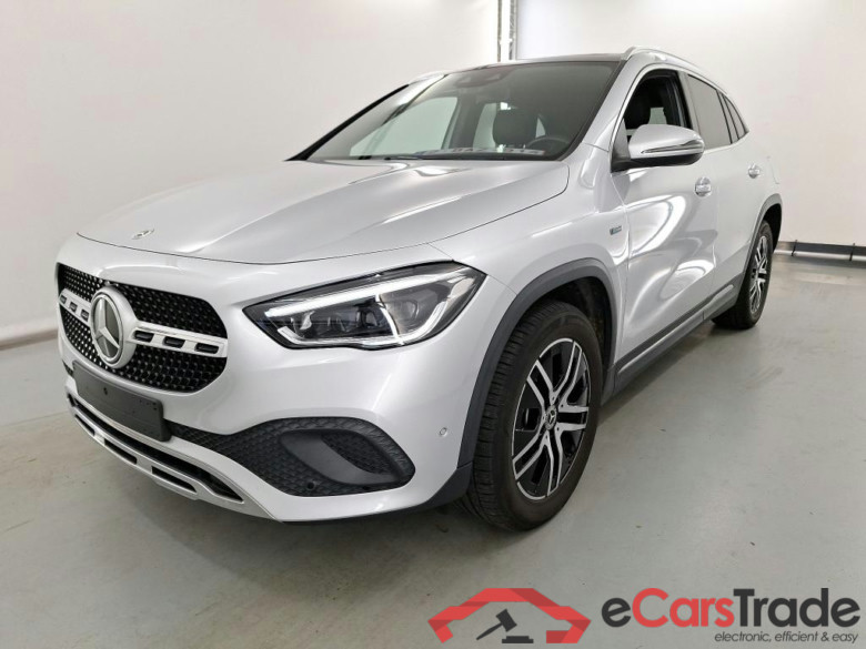 Mercedes GLA 250e Hybrid Aut. Pano LED-Multibeam Widescreen Ambient Navi Sport-Leather KeylessGo Camera Klima PDC ... #1