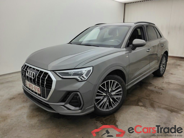 Audi Q3 35 TDI S tronic S line Business Edition 5d