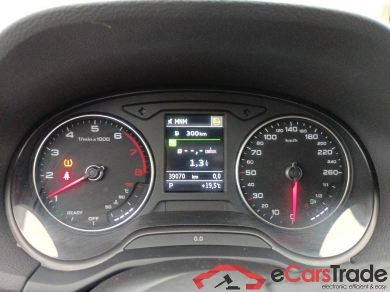 AUDI Q2 - 2021 35 TFSI S tronic (MY23) 5d #4