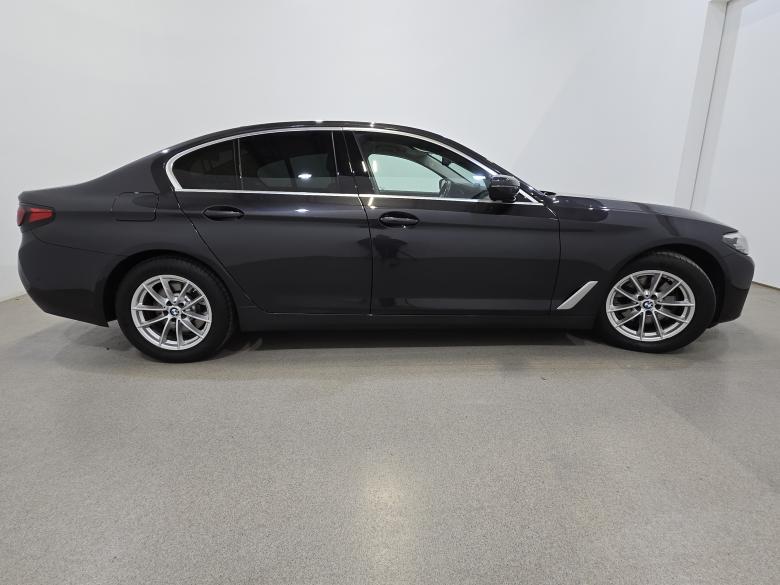 BMW 518d Aut. LED-Xenon LC-Pro ACC Ambient Navi-Pro Leather KeylessGo Camera Klima PDC ... #5