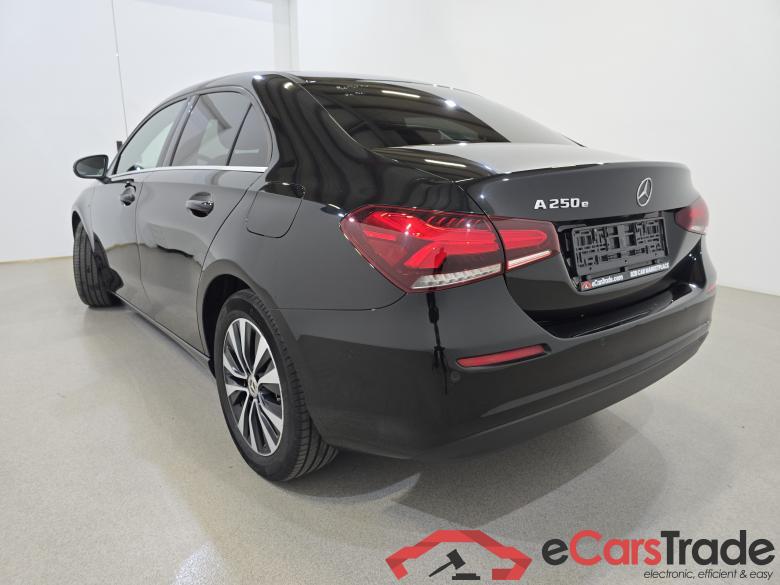 Mercedes A 250e Limousine Plug-In Hybrid Aut. LED-Xenon Navi-Pro 1/2 Sport-Leather KeylessGo Camera Klima PDC ... #6 Mercedes A 250e Limousine Plug-In Hybrid Aut. LED-Xenon Navi-Pro 1/2 Sport-Leather KeylessGo Camera Klima PDC ... #6