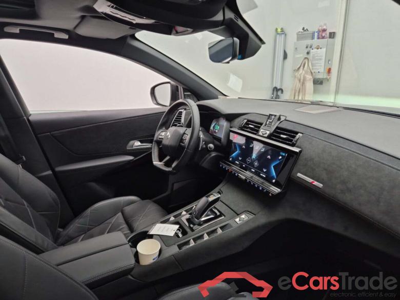 DS 7 CROSSBACK 1.6 E-TENSE PERFORM. LINE+ AUT #3 DS 7 CROSSBACK 1.6 E-TENSE PERFORM. LINE+ AUT #3