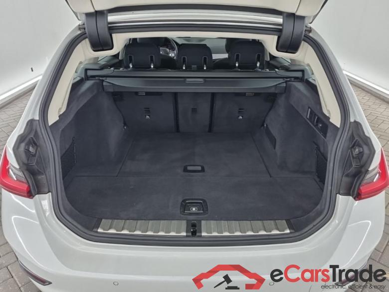 BMW 3-serie Touring 320iA Business Edition 5D 135kW #5