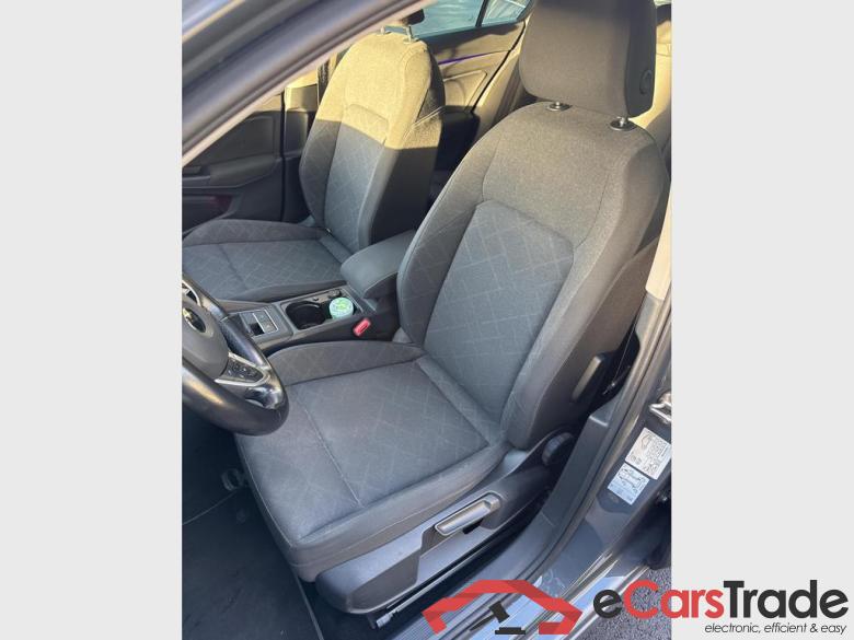 VOLKSWAGEN Golf VIII New Golf Life '1st Edition' 1,5l TSI OPF 96 kW (130 ch) 6 vitesses #3