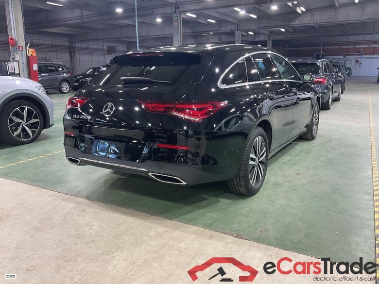 MERCEDES-BENZ CLA SHOOTING BRAKE 1.3 CLA 250 E BUSINESS SOLUTION DCT #4 MERCEDES-BENZ CLA SHOOTING BRAKE 1.3 CLA 250 E BUSINESS SOLUTION DCT #4