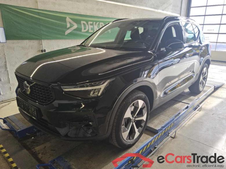 Volvo XC40 (2017->) DE - SUV5 B4 2WD EU6d, Plus Dark (EURO 6d), (Facelift) 2022 - 2024 #1