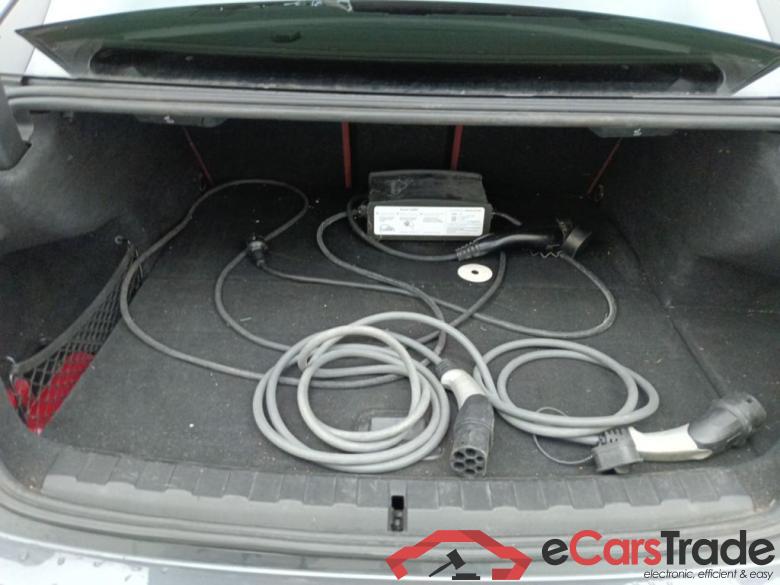 BMW 3 Reeks Berline 320e (150 kW) 4d #2