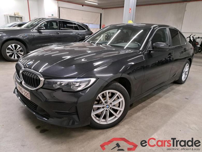 BMW - BMW 3 BERLINE 330e 292PK Business Edition With Heated Seats & Driving Assistant Pack & Comfort Entry  * HYBRID * #1