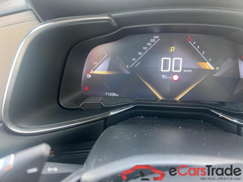 DS DS 7 Crossback / 2017 / 5P / todoterreno BlueHDi DE 96kW (130CV) Auto. CHIC (AC) #5