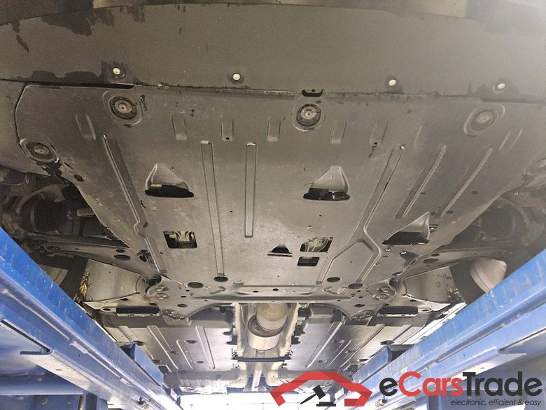 Volvo XC40 (2017->) DE - SUV5 B4 2WD EU6d, R-Design (EURO 6d), 2020 - 2022 #5