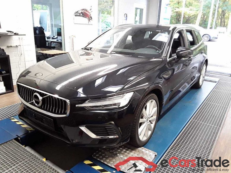 Volvo V60 Kombi (2018->) DE - Kb5 T6 Twin Engine AWD EU6d, Inscription Expression Plug-In AWD (E6d), 2020