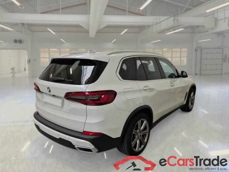 BMW X5 / 2018 / 5P / SUV XDRIVE 25D BUSINESS AUTOM. #2