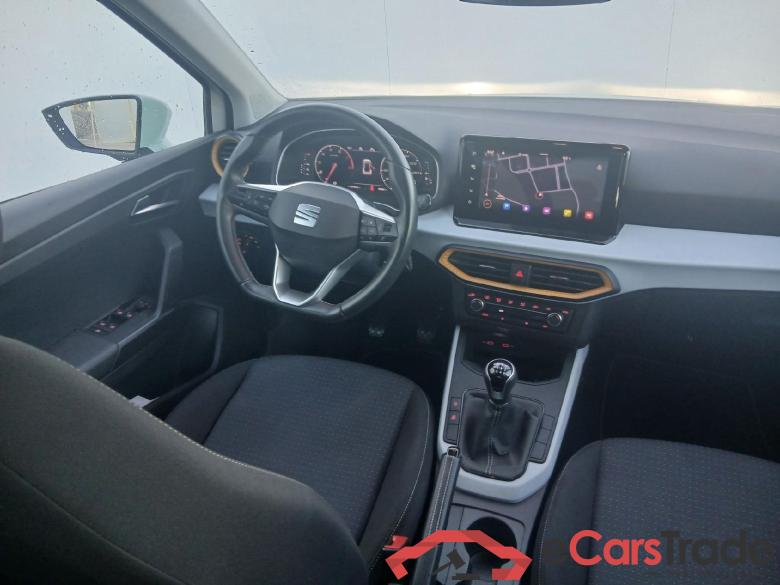 SEAT Arona / 2017 / 5P / todoterreno 1.0 TSI 81kW (110CV) Style Plus (AC) #3