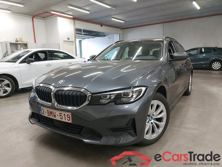 BMW - BMW 3 TOURING 320e 204PK Business Edition With Vernasca Heated Sport Seats & Driving Assistant Pack & Active Cruise Control * HYBRID *