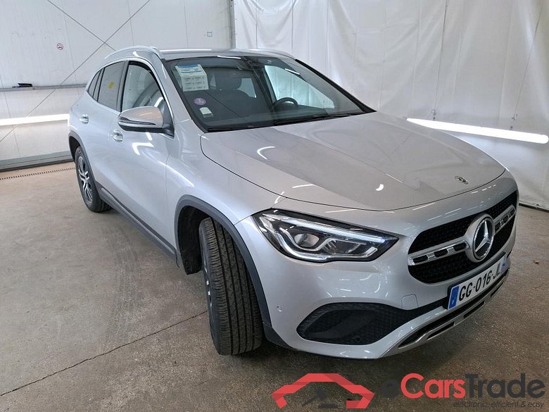Mercedes GLA 250e Plug-In Hybrid Aut. LED-Xenon Navi-Pro 1/2 Sport-Leather KeylessGo Camera Klima PDC ... #2