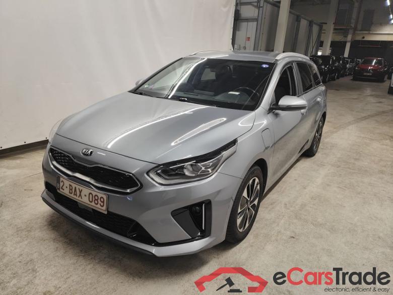 KIA cee'd Sportswagon Business Line 1.6 GDi PHEV DCT 5d #1