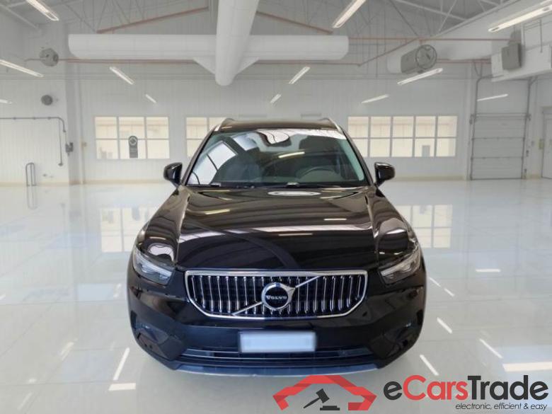 VOLVO XC40 / 2017 / 5P / SUV T5 PLUG-IN HYBRID AUTO RECH INSCRIP EXPR #6
