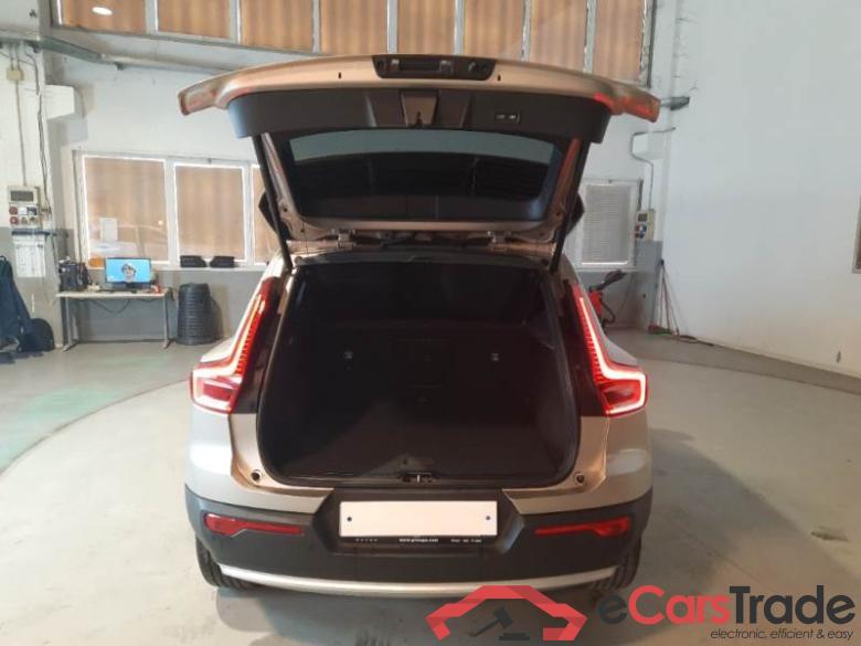 VOLVO XC40 / 2021 / 5P / SUV T4 RECHARGE PLUG-IN AUTO CORE #5