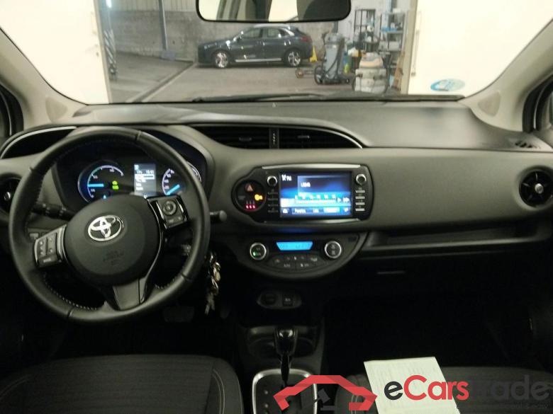 TOYOTA Yaris / 2017 / 5P / berlina con portón 1.5 100H Active #3