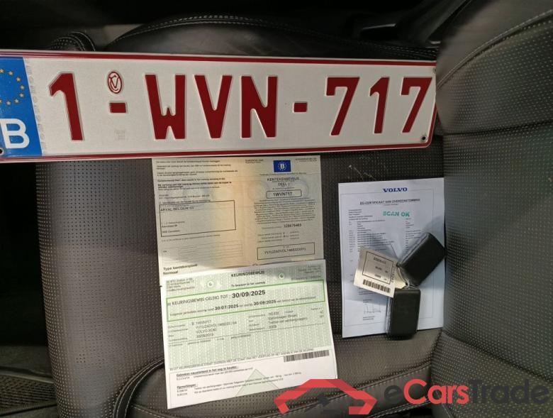 Volvo XC60 D4 120kW Geartronic R-Design 5d #4