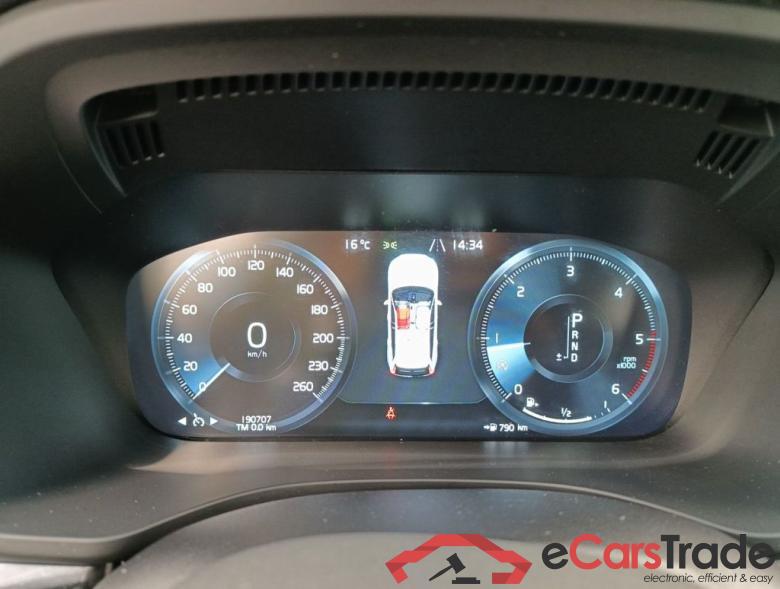 Volvo XC60 D4 120kW Geartronic R-Design 5d #6