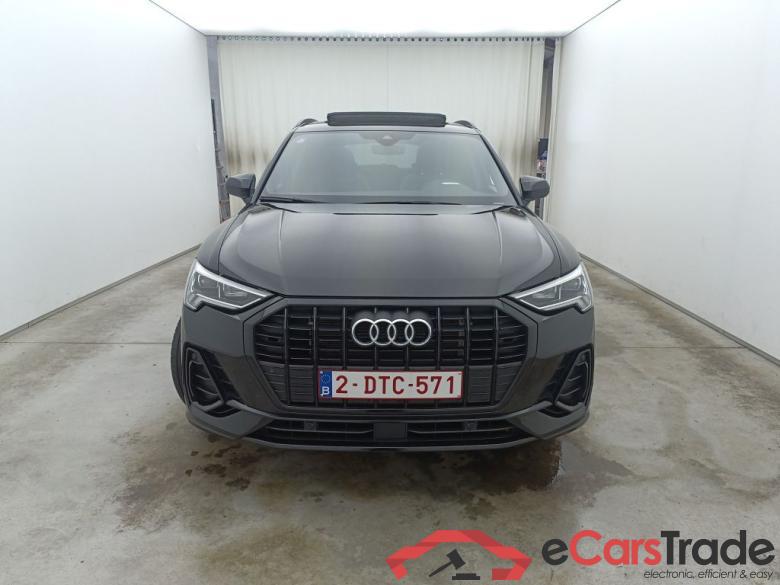 Audi Q3 45 TFSI e S tronic S Line 5d #5