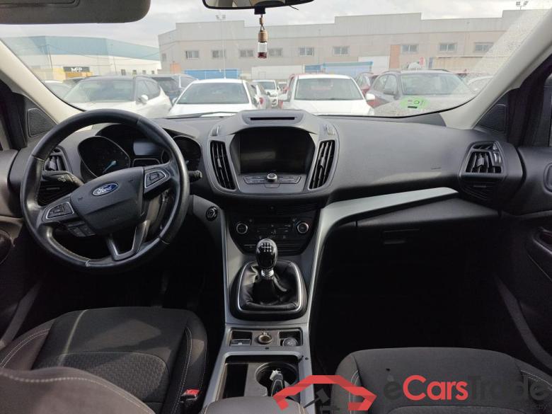 Kuga Trend+ 1.5 EcoBoost 120CV MT6 E6dT #3