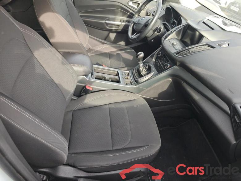 Kuga Trend+ 1.5 EcoBoost 120CV MT6 E6dT #6