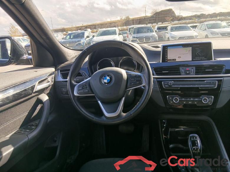 BMW X2 / 2017 / 5P / todoterreno sDrive18d #3