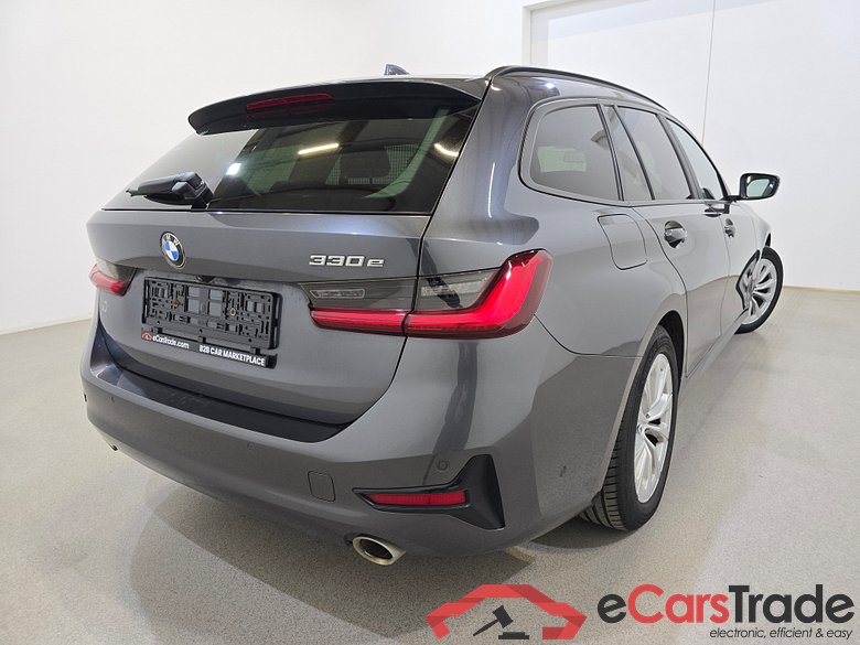 BMW 330e Plug-In Hybrid Aut. LED-Xenon LC-Pro HI-FI Navi Leather KeylessGo Camera Klima PDC ... #4