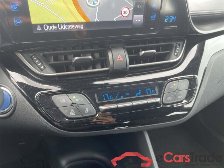 TOYOTA C-HR 1.8 Hybrid Active #6
