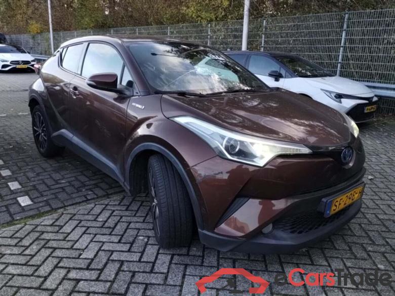TOYOTA C-HR 1.8 Hybrid Executive #2