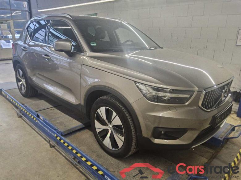 Volvo XC40 (2017->) DE - SUV5 T5 Twin Engine 2WD EU6d, Inscription Expression Plug-In (E6d), 2020 - #2