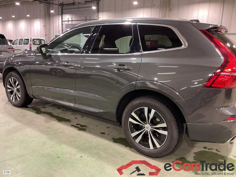 VOLVO XC60 DIESEL - 2017 2.0 D4 Momentum Pro Geartronic AdBlue #3