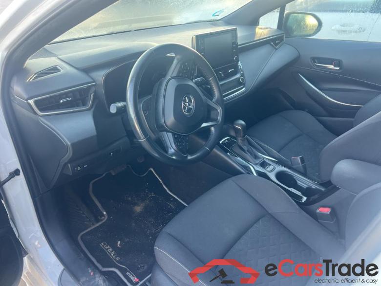 TOYOTA COROLLA 1.8 125H ACTIVE TECH E-CVT #3