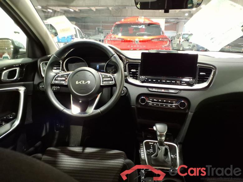 KIA CEE'D SPORTSWAGON 1.6 GDI PHEV BUSINESS LINE DCT #6