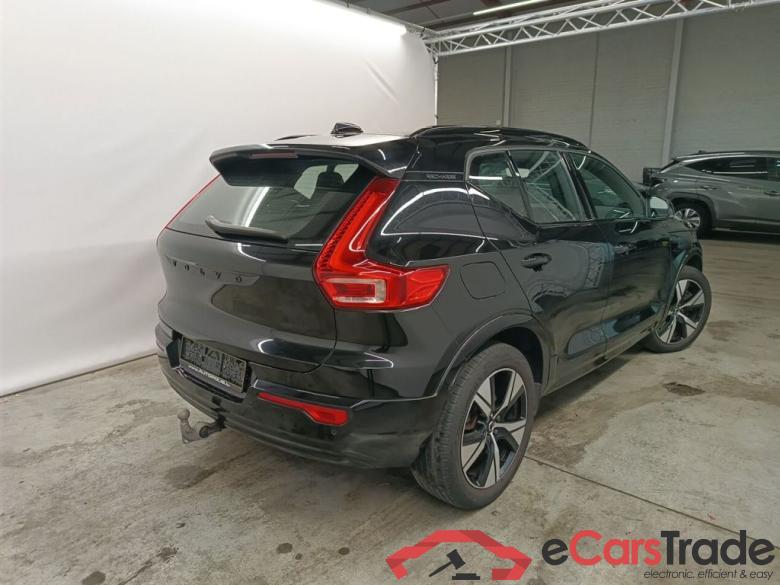 VOLVO XC40 1.5 T5 180 Recharge R-Design DCT 5d #2